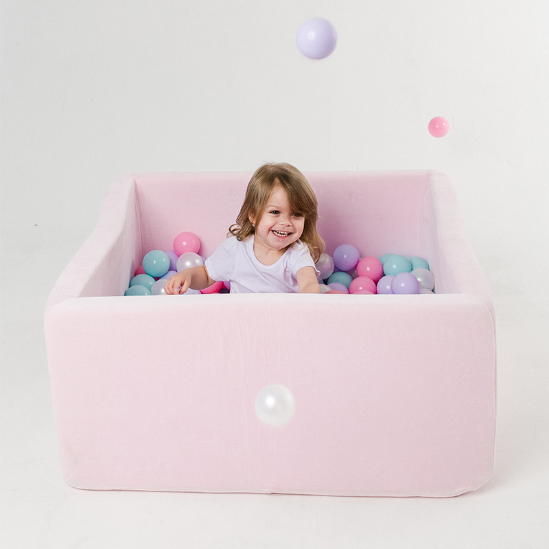 Детский сухой бассейн Romana Airpool Box, розовый + 200 шаров  