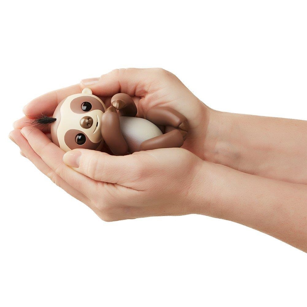 Интерактивный ленивец Fingerlings – Кингсли, коричневый, 12 см, звук  