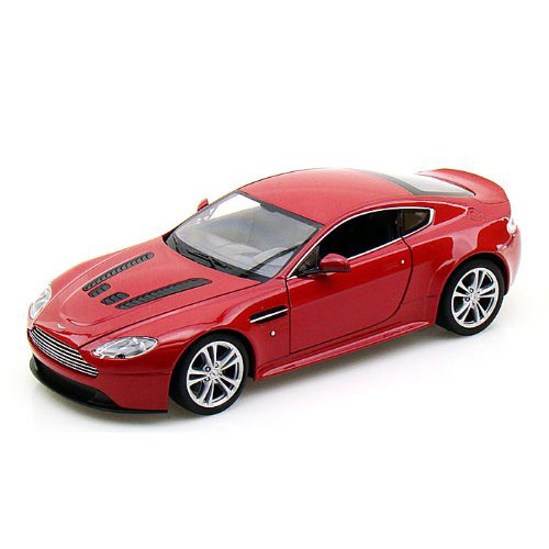 Машинка Aston Martin V12 Vantage, масштаб 1:24  