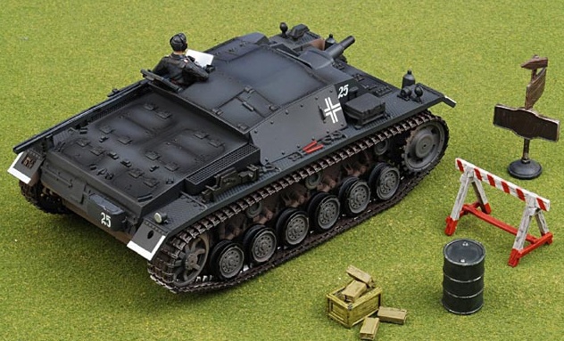 Коллекционная модель - танк StuG III, Германия, 1:32  