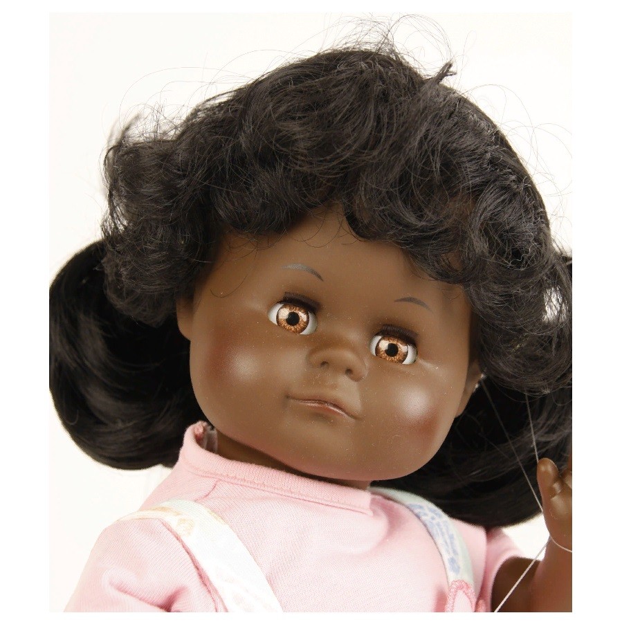 Кукла мягконабивная Санни темнокожая, 32 см  