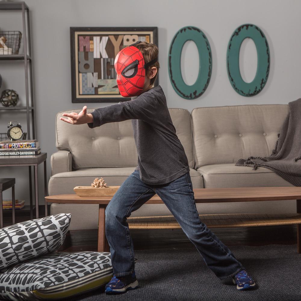 Интерактивная маска Человека-паука  