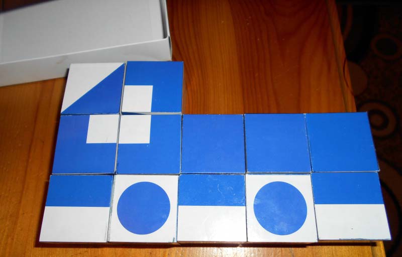 Набор IQ-кубиков – Силуэты, 50 игр для развития интеллекта  