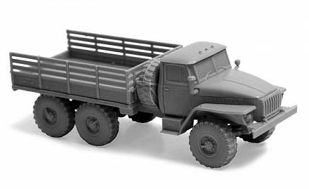 Модель сборная. Советский армейский грузовик Урал-4320 